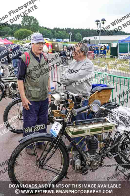 Vintage motorcycle club;eventdigitalimages;no limits trackdays;peter wileman photography;vintage motocycles;vmcc banbury run photographs